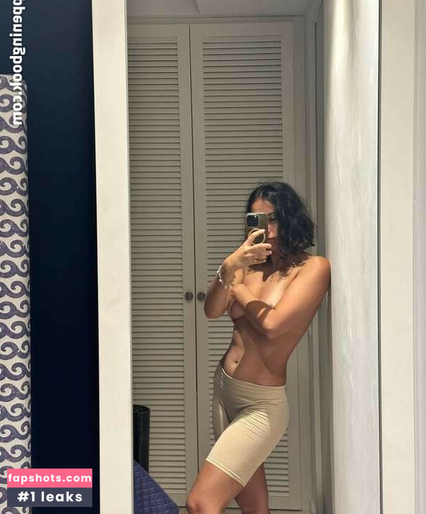 Kira Oneida gallery photo #10