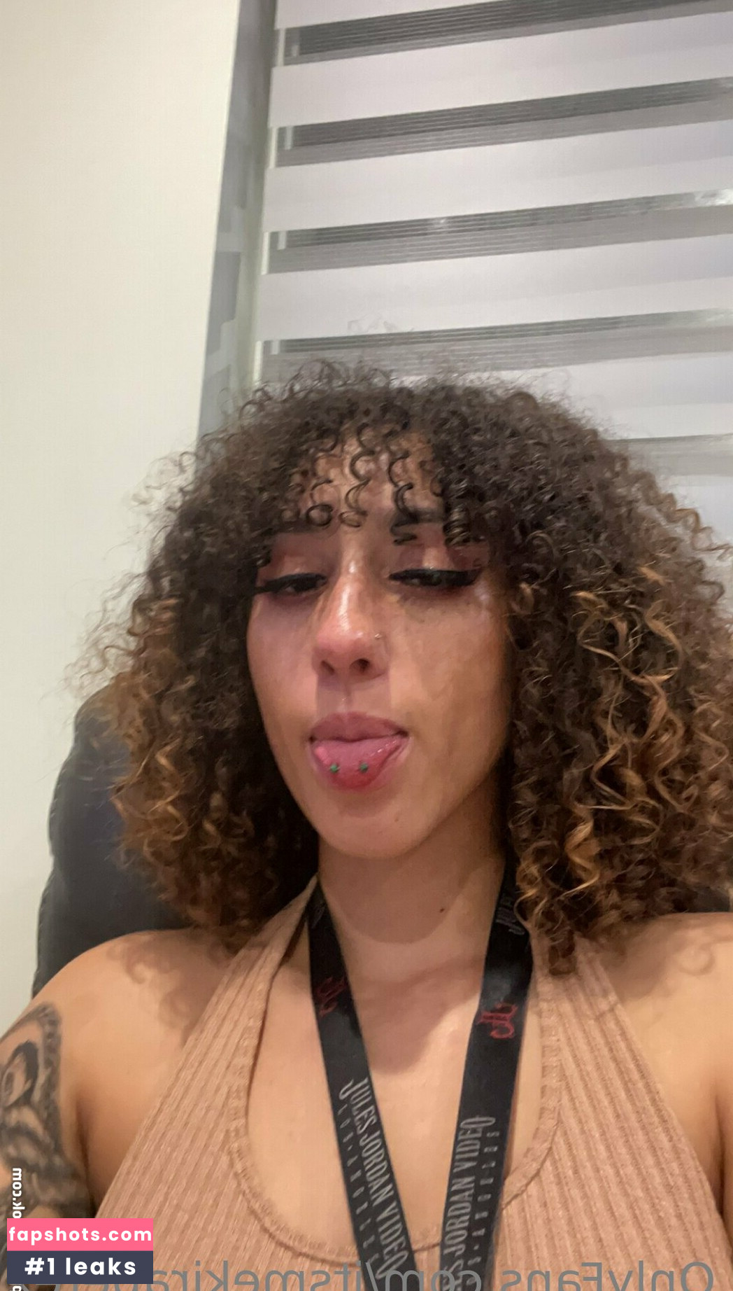 Kira Perez gallery photo #114