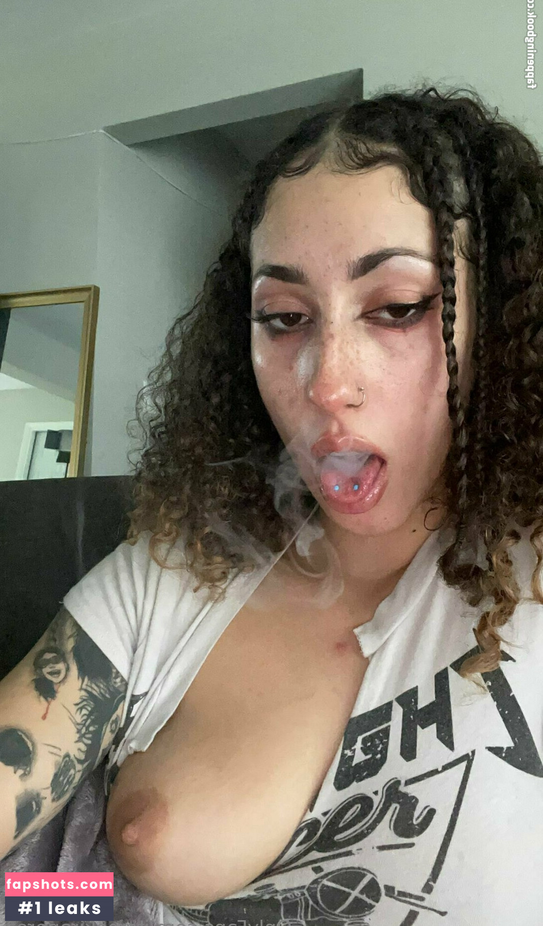 Kira Perez gallery photo #53