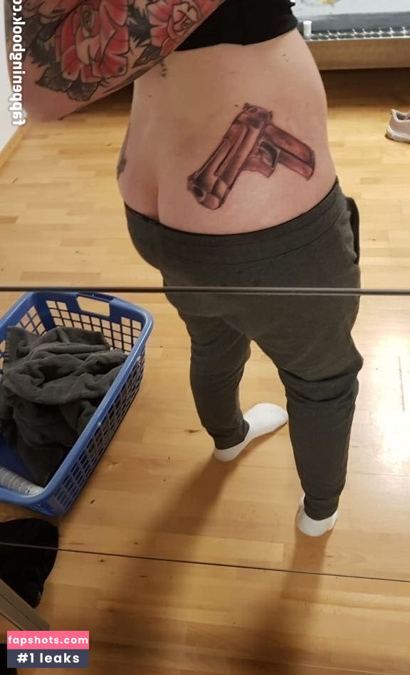 Kira Rastetter / Blondi nude babe gallery