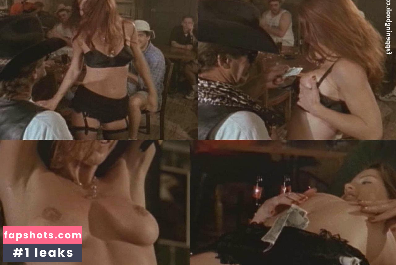 Kira Reed gallery photo #115