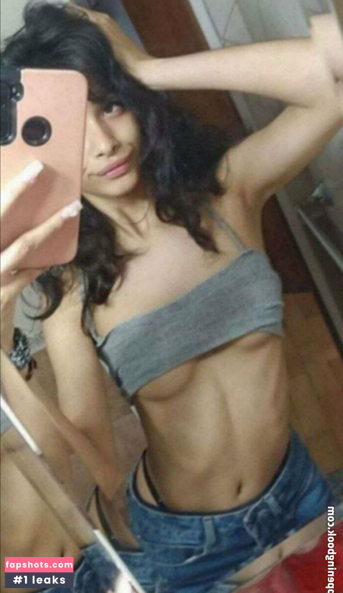 kira_rocks gallery photo #15