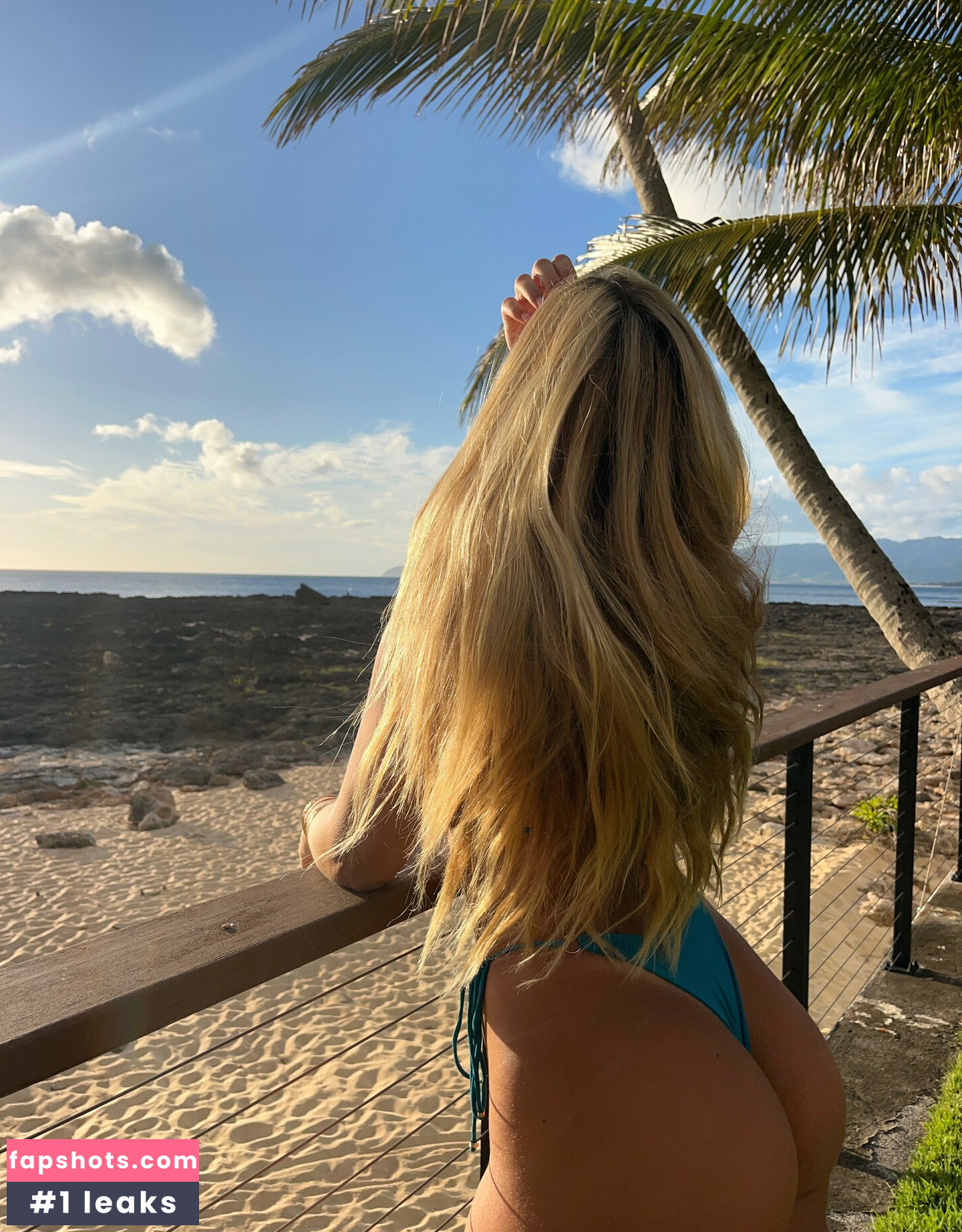 Kirra Sullivan gallery photo #20