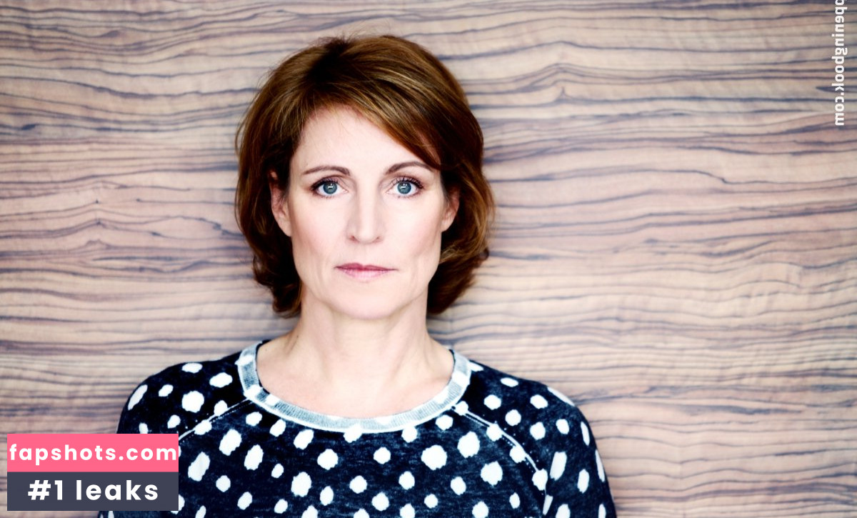 Kirsten Block gallery photo #8