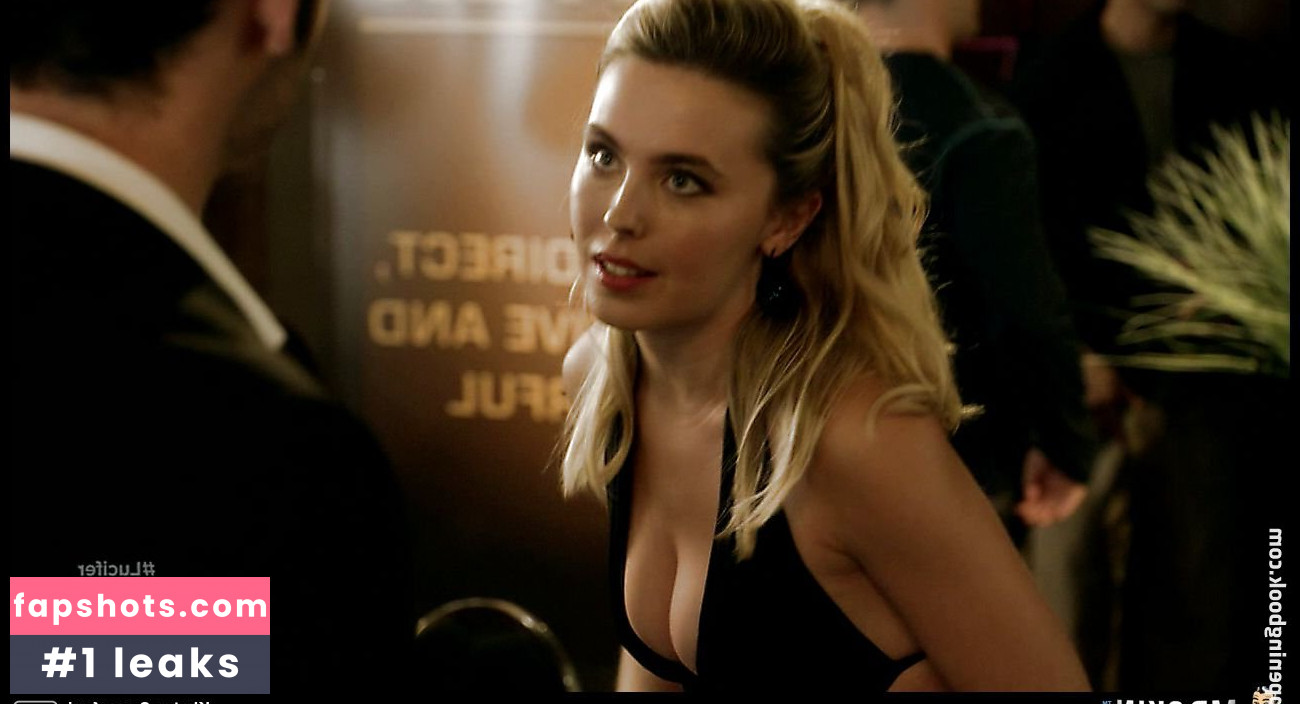 Kirsten Comerford gallery photo #15