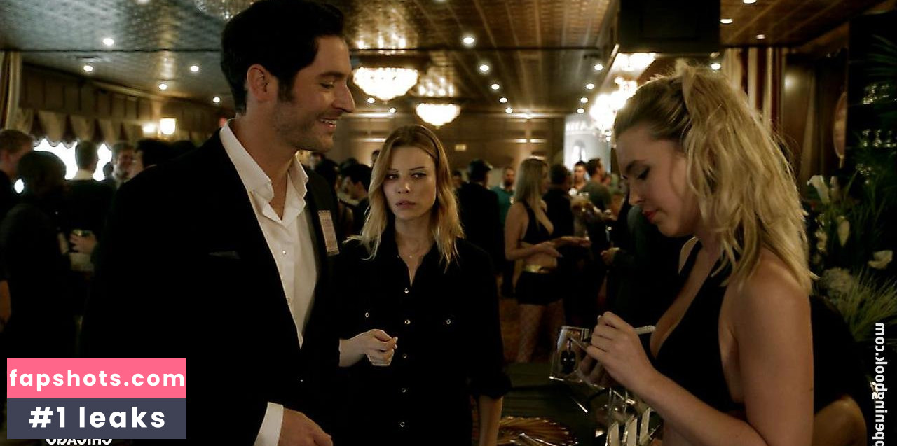 Kirsten Comerford gallery photo #9