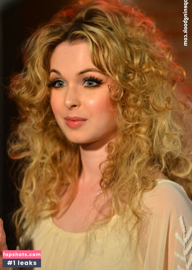 Kirsten Prout Nude Leaks OnlyFans Photos #3 - LeakJerk