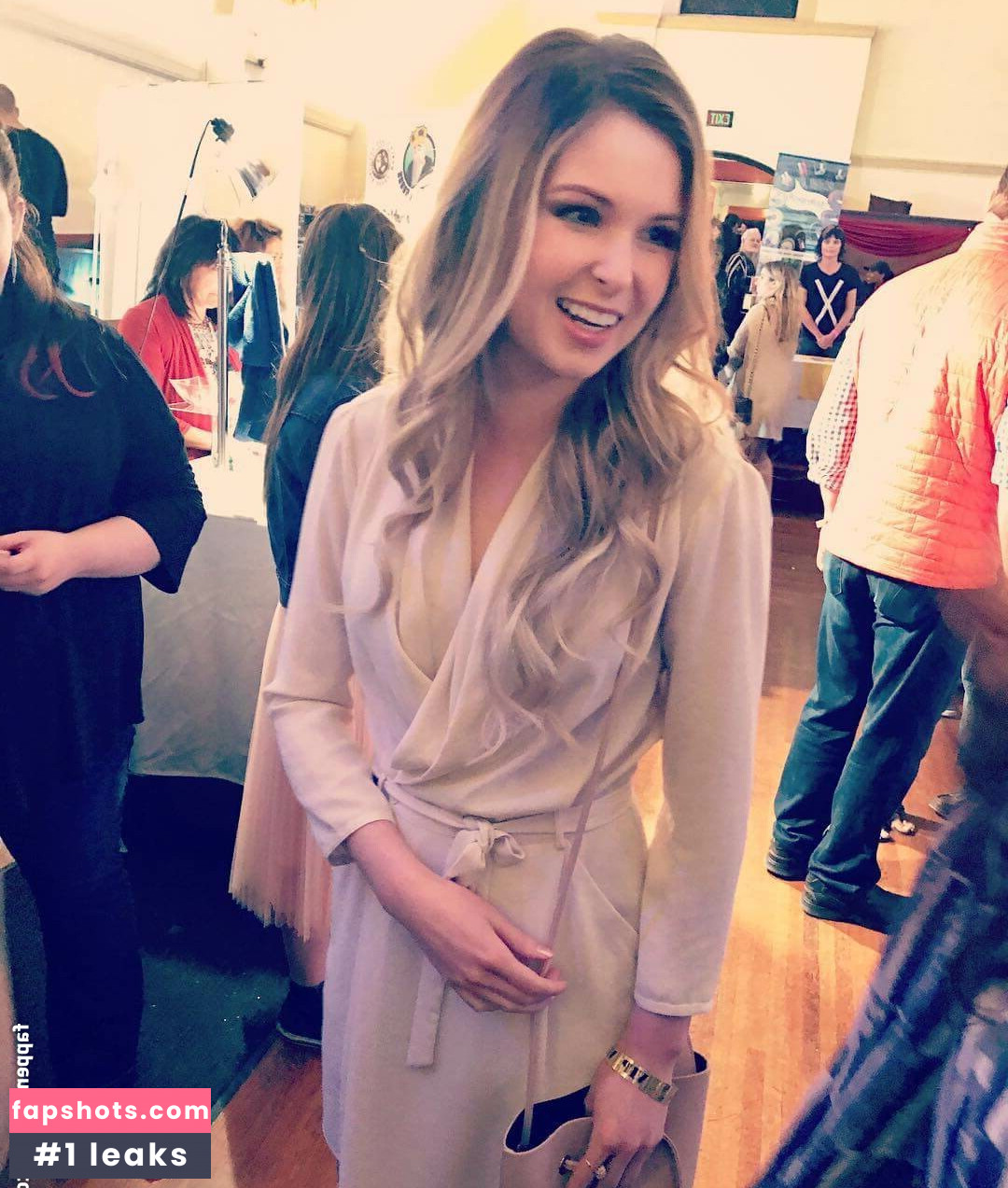 Kirsten Prout Nude Leaks OnlyFans Photos #6 - LeakJerk