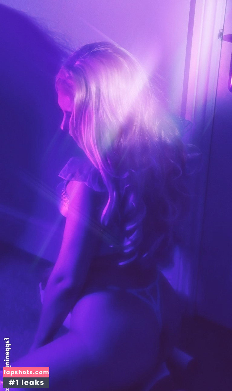 Kirsten Ria gallery photo #121