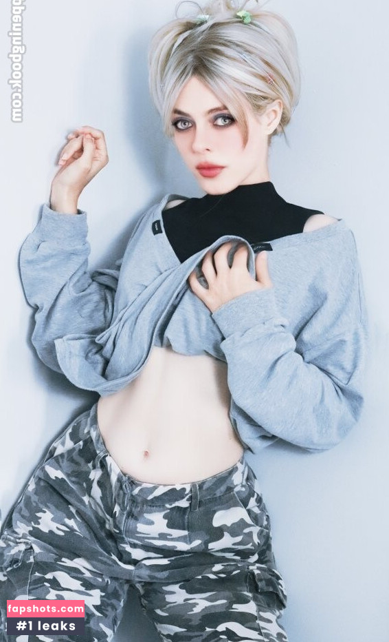 Kirsten Ria gallery photo #6