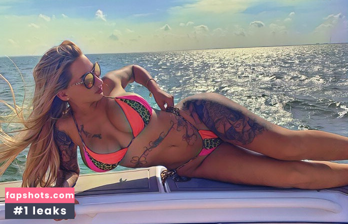 Kirsten Simmermeyer gallery photo #6