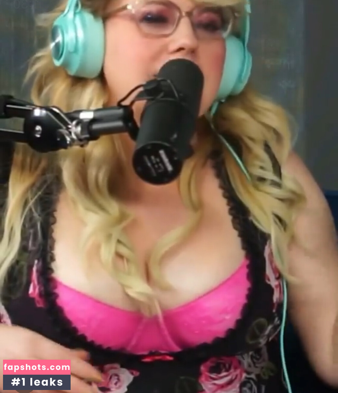 Kirsten Vangsness gallery photo #2