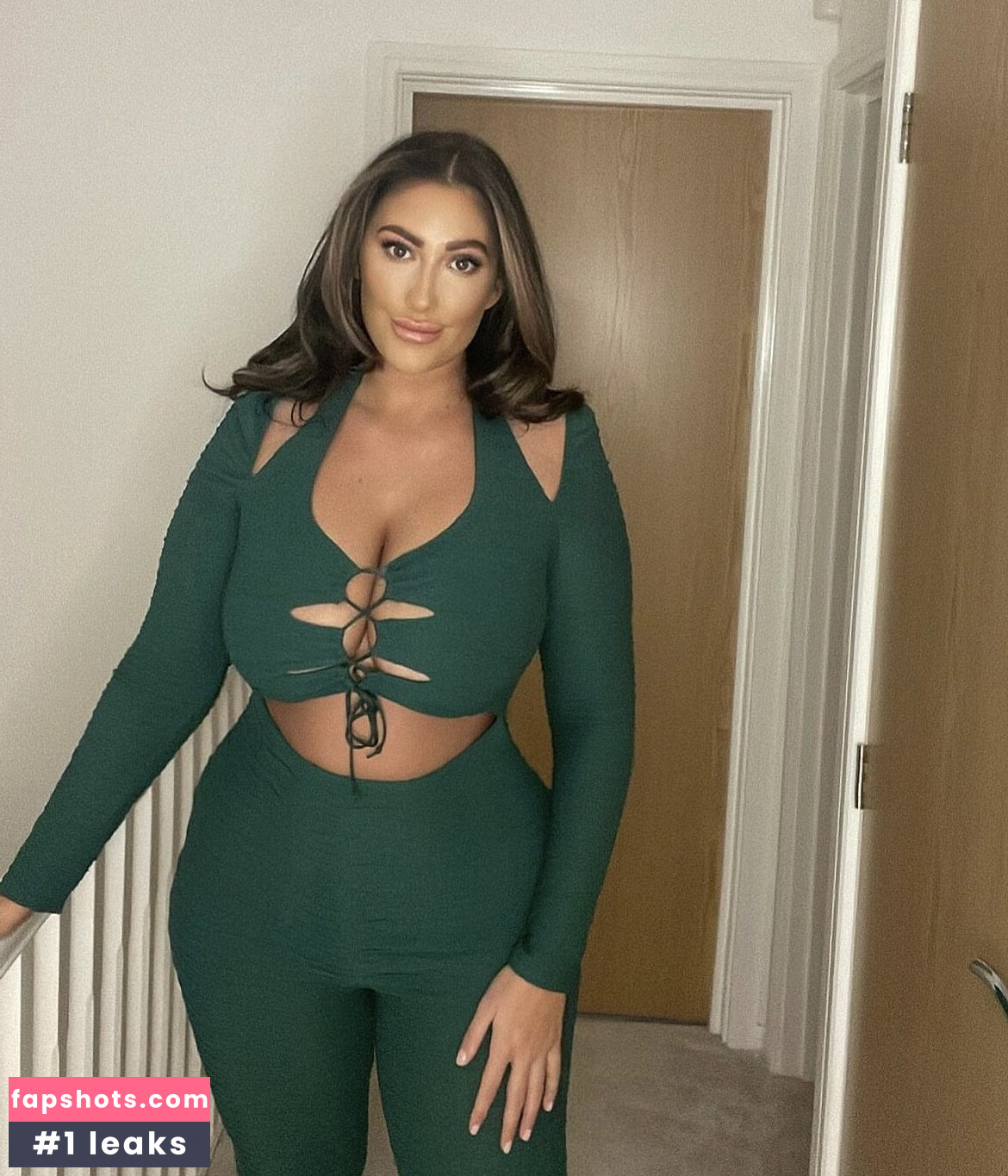 Kirstie V Nude Leaks OnlyFans Photos #10 - LeakJerk