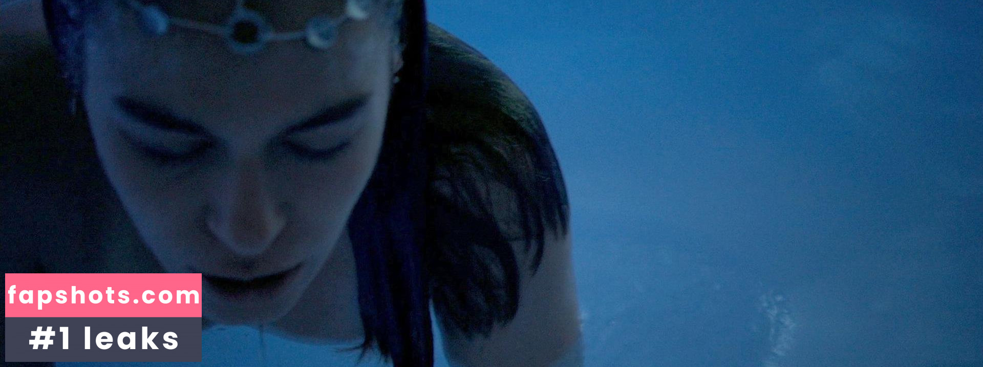 Kirsty Averton gallery photo #10