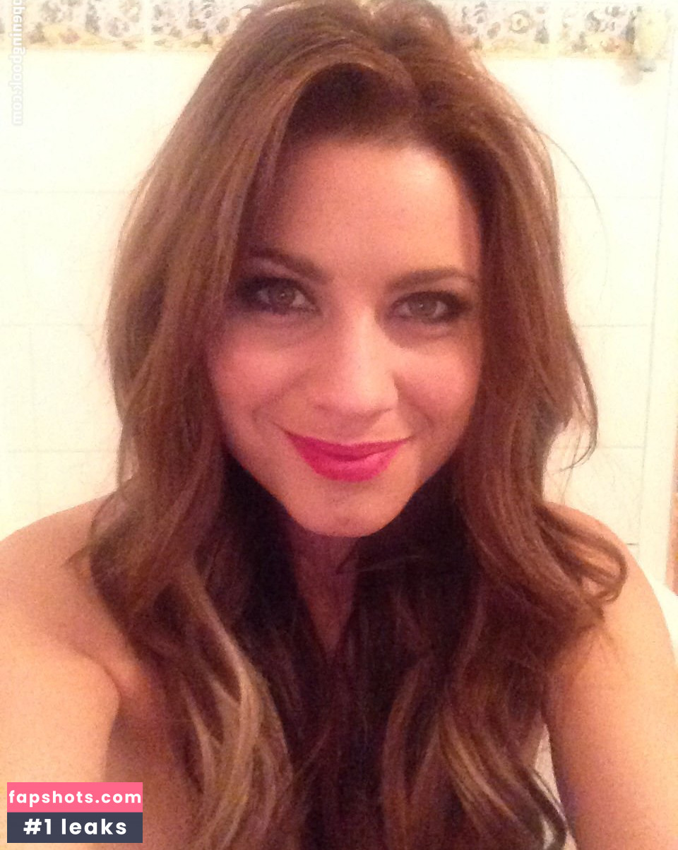 Kirsty Duffy gallery photo #5