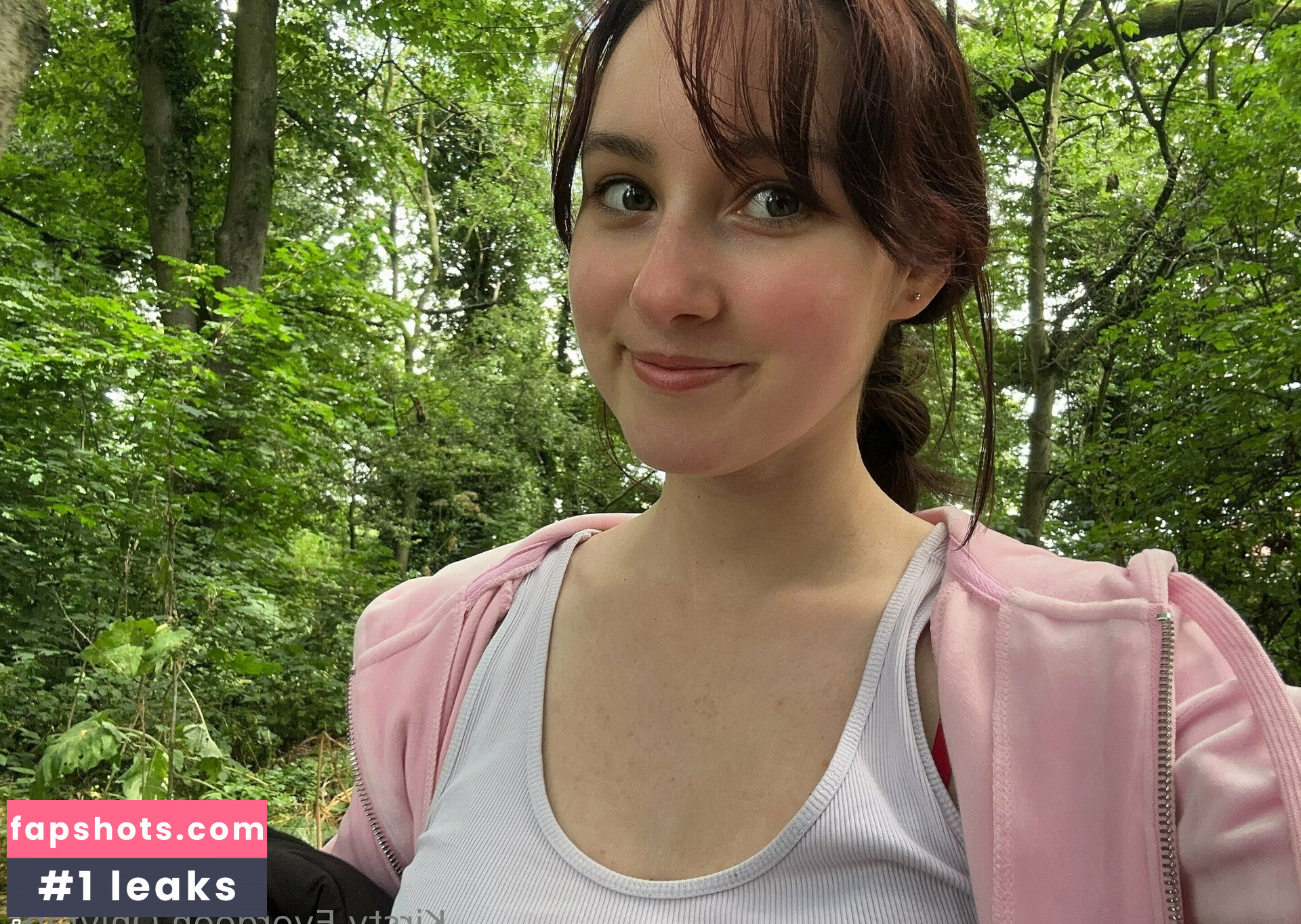 Kirsty Everdeen gallery photo #86