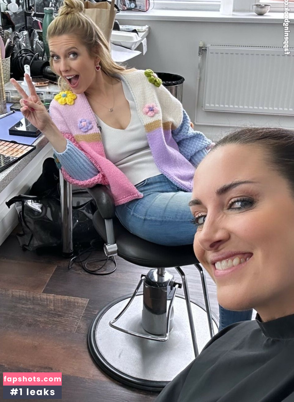 Kirsty Gallacher gallery photo #26