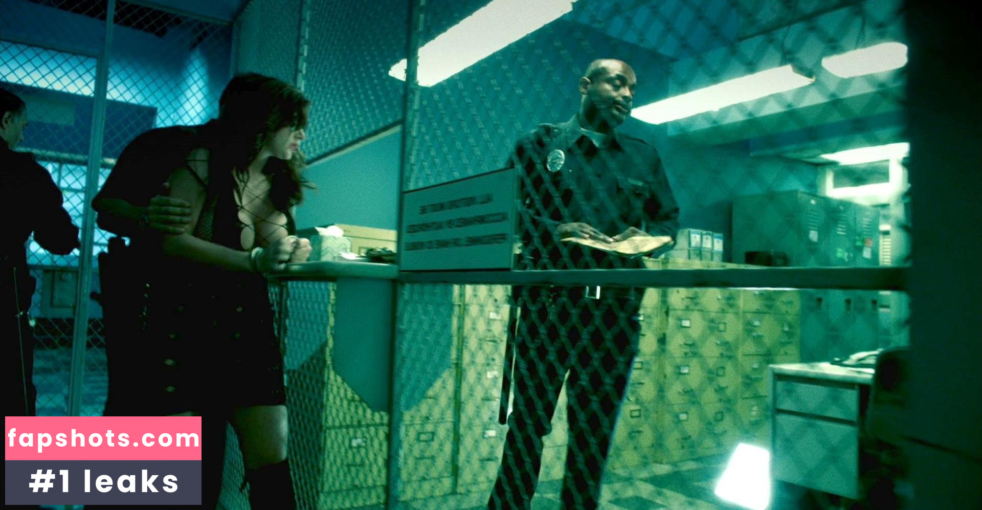 Kirsty Hill gallery photo #27