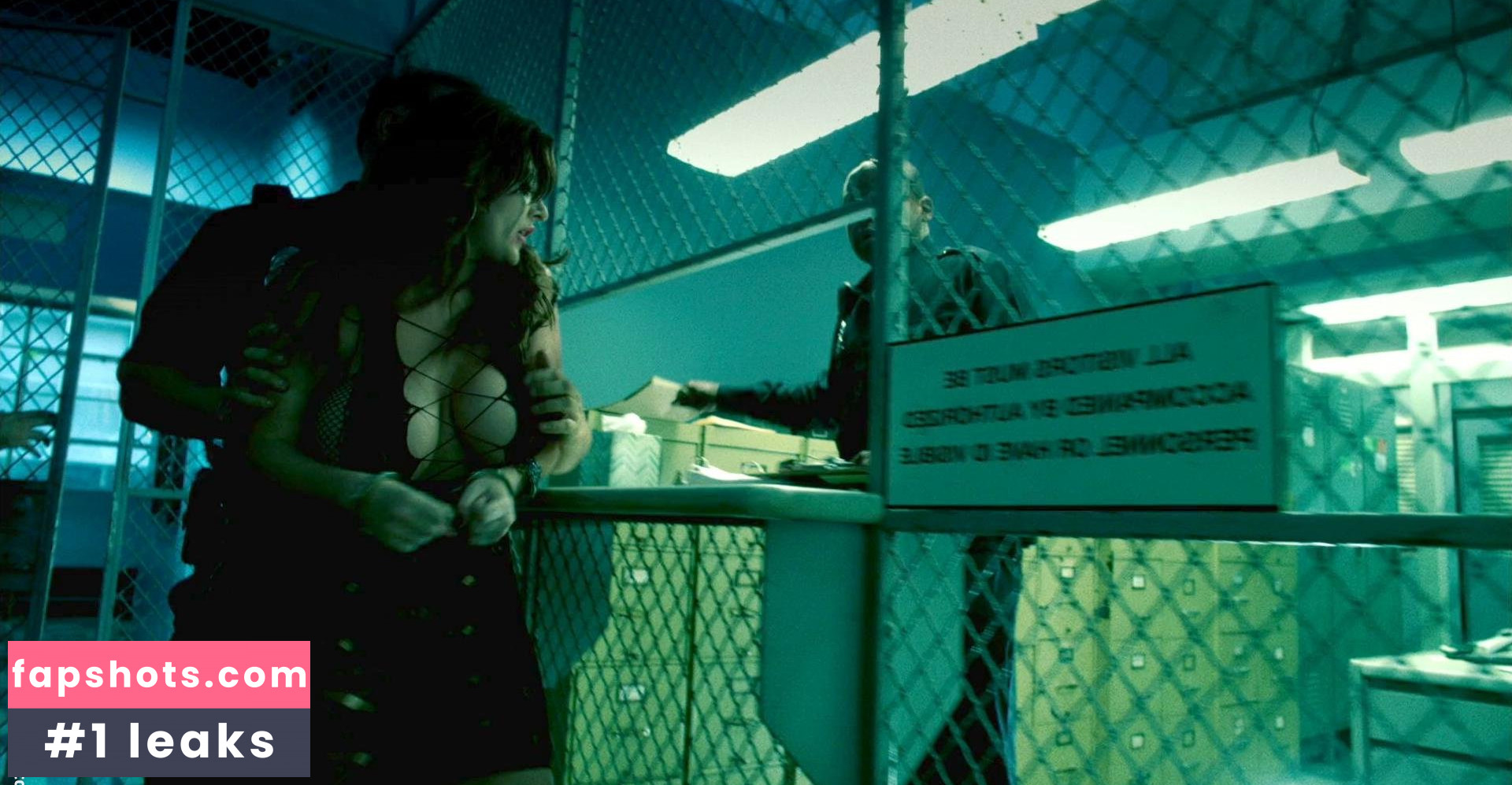 Kirsty Hill gallery photo #29