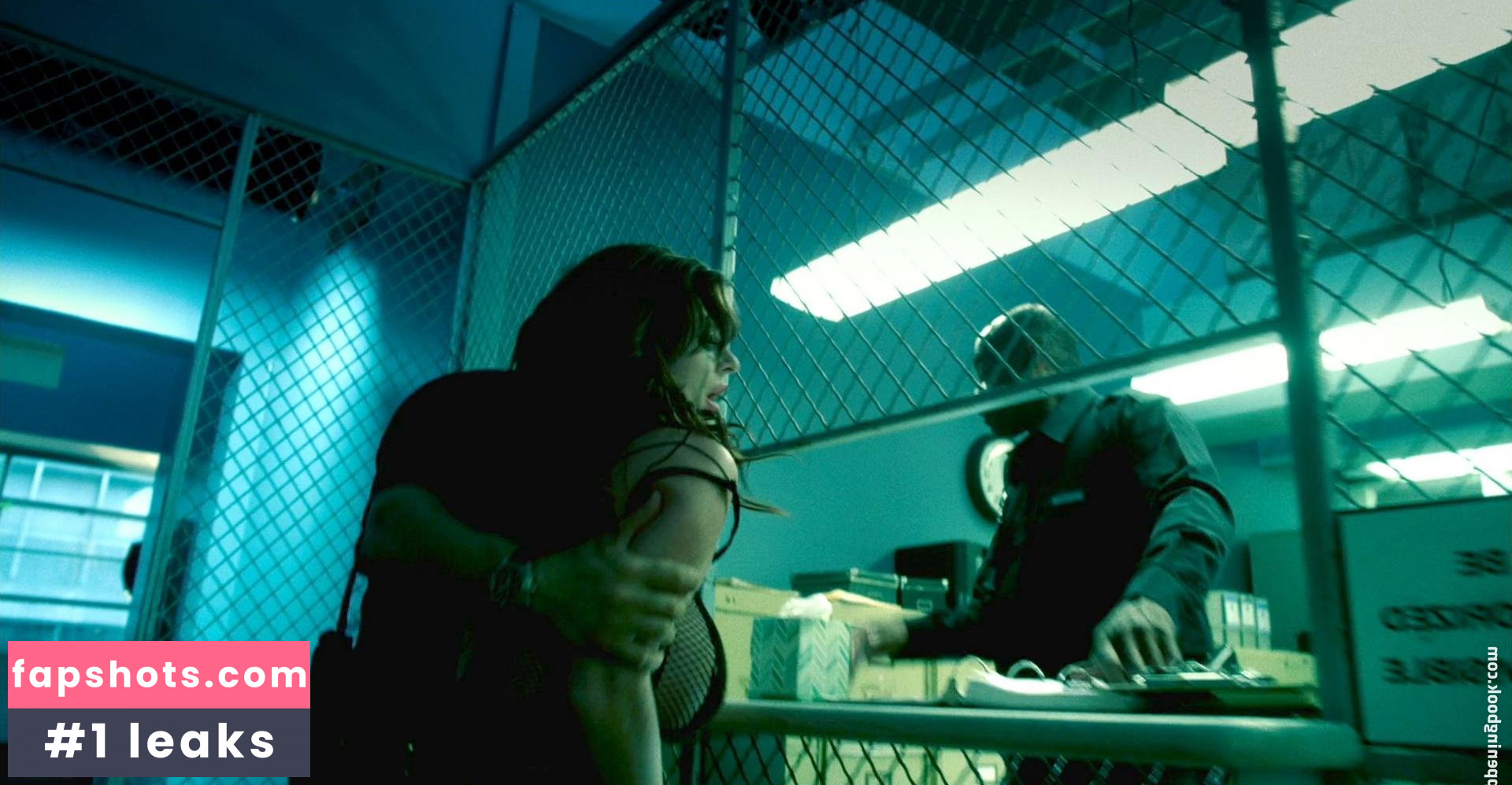 Kirsty Hill gallery photo #35