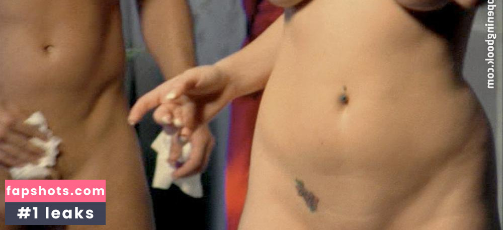 Kirsty Hill gallery photo #45