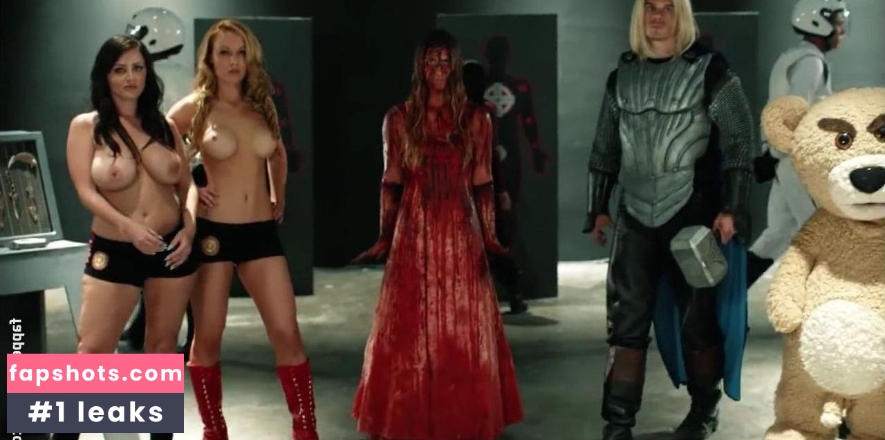 Kirsty Hill gallery photo #10