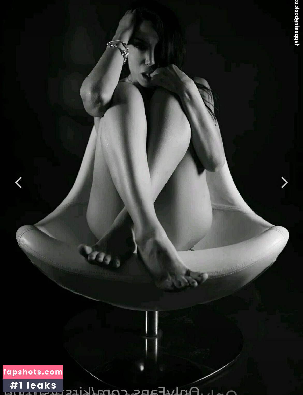 kirstystroud Nude Leaks OnlyFans Photos #23 - LeakJerk