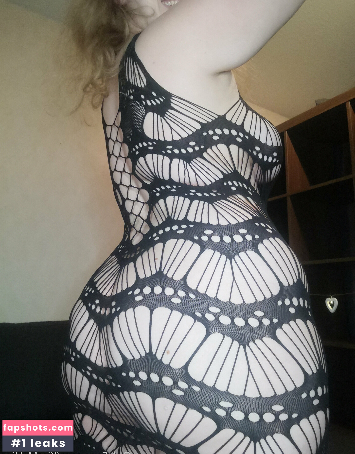 kissmyhips gallery photo #9