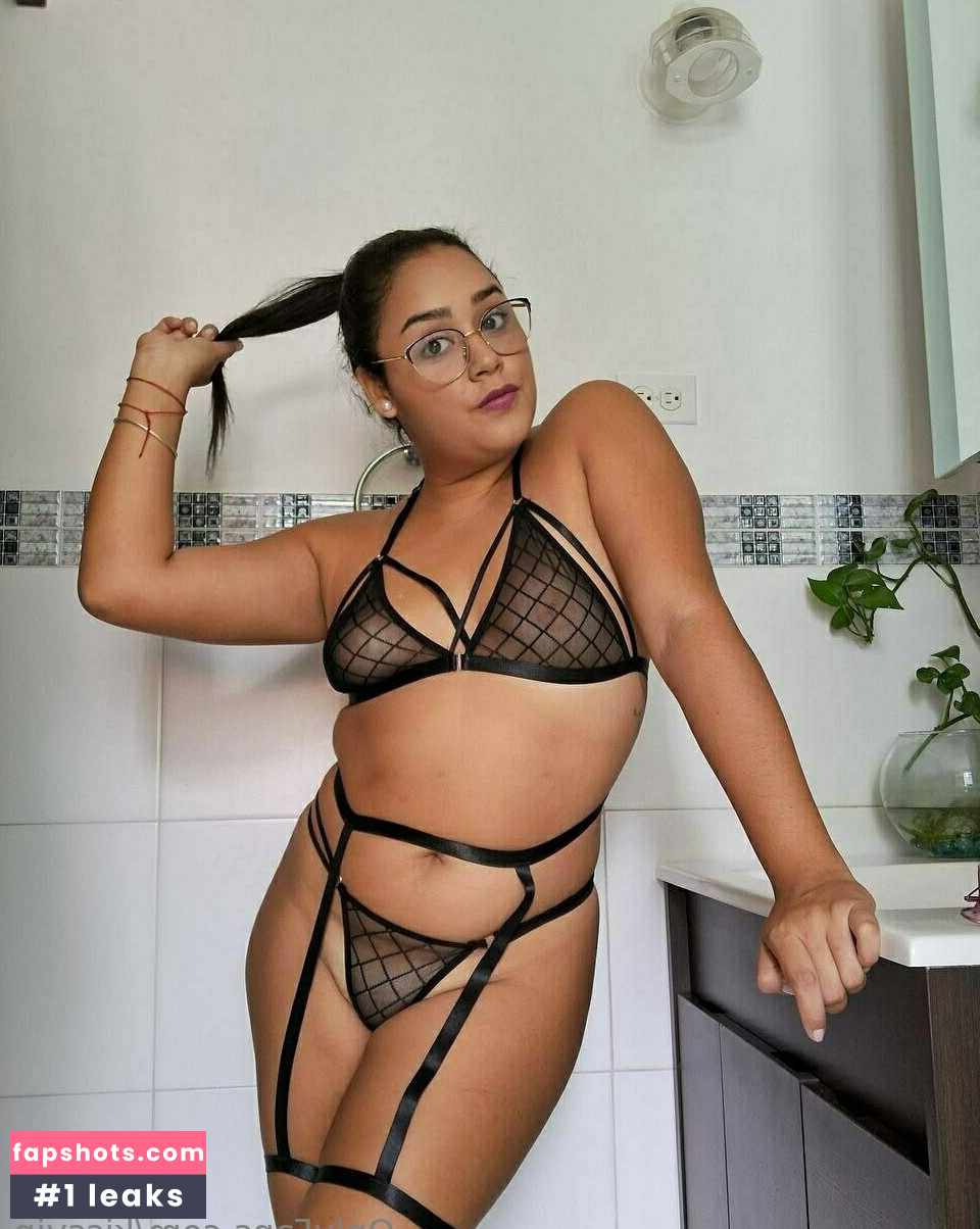 kissvip gallery photo #7