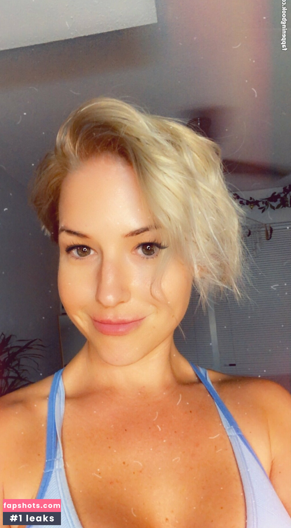 Kit Mercer gallery photo #49