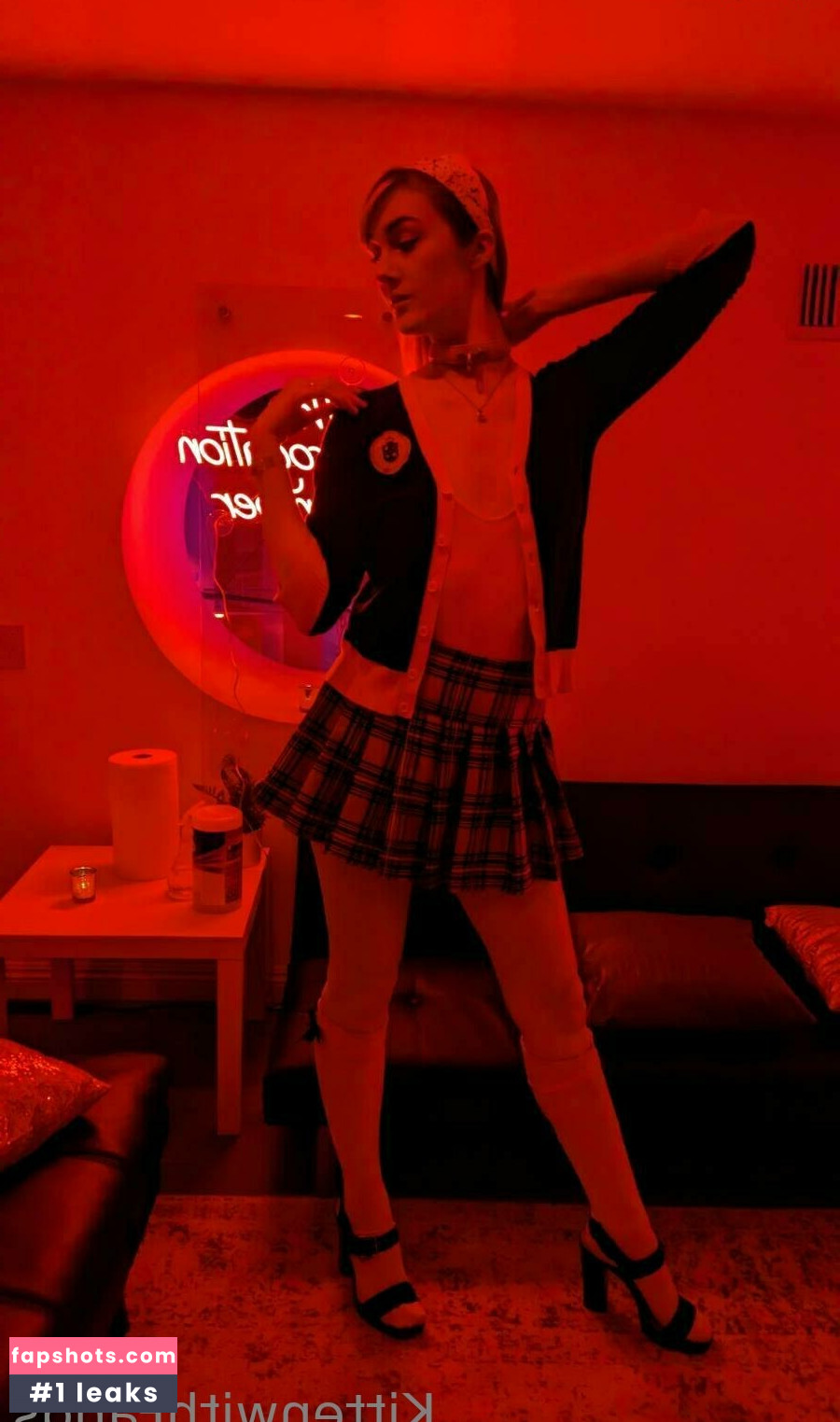 kittenwithfangsfree Nude Leaks OnlyFans Photos #35 - LeakJerk