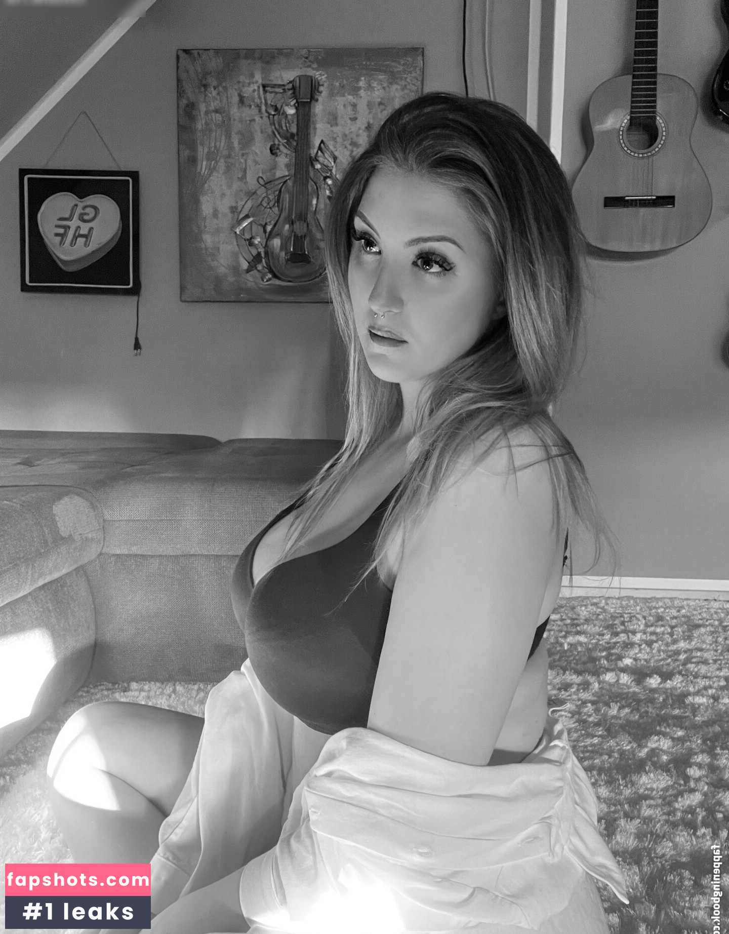 Kittey gallery photo #102