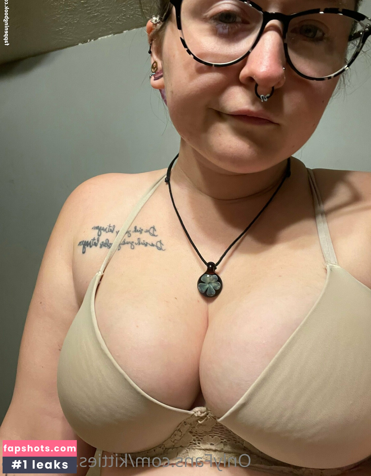 kitties.n.t1tt1es Nahé úniky fotek pouze od fanoušků #18 - Fapshots