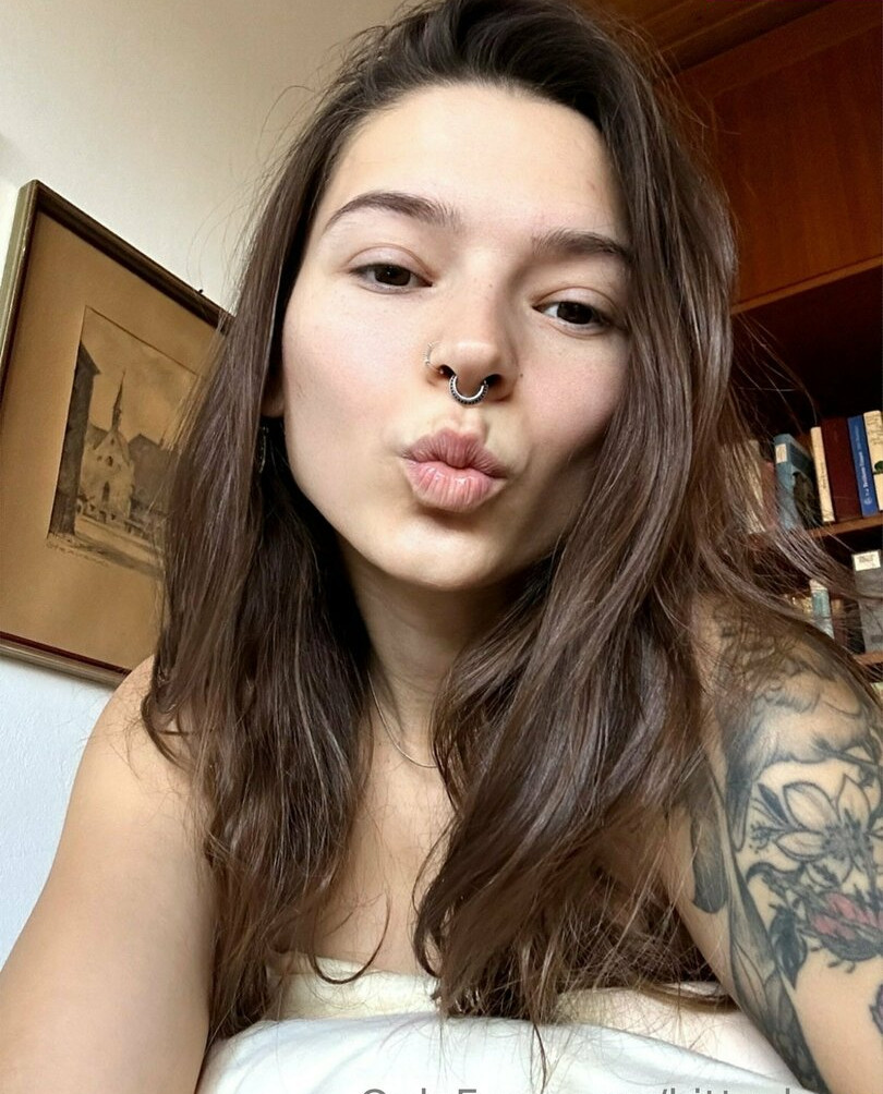 kitty-berg gallery photo #776