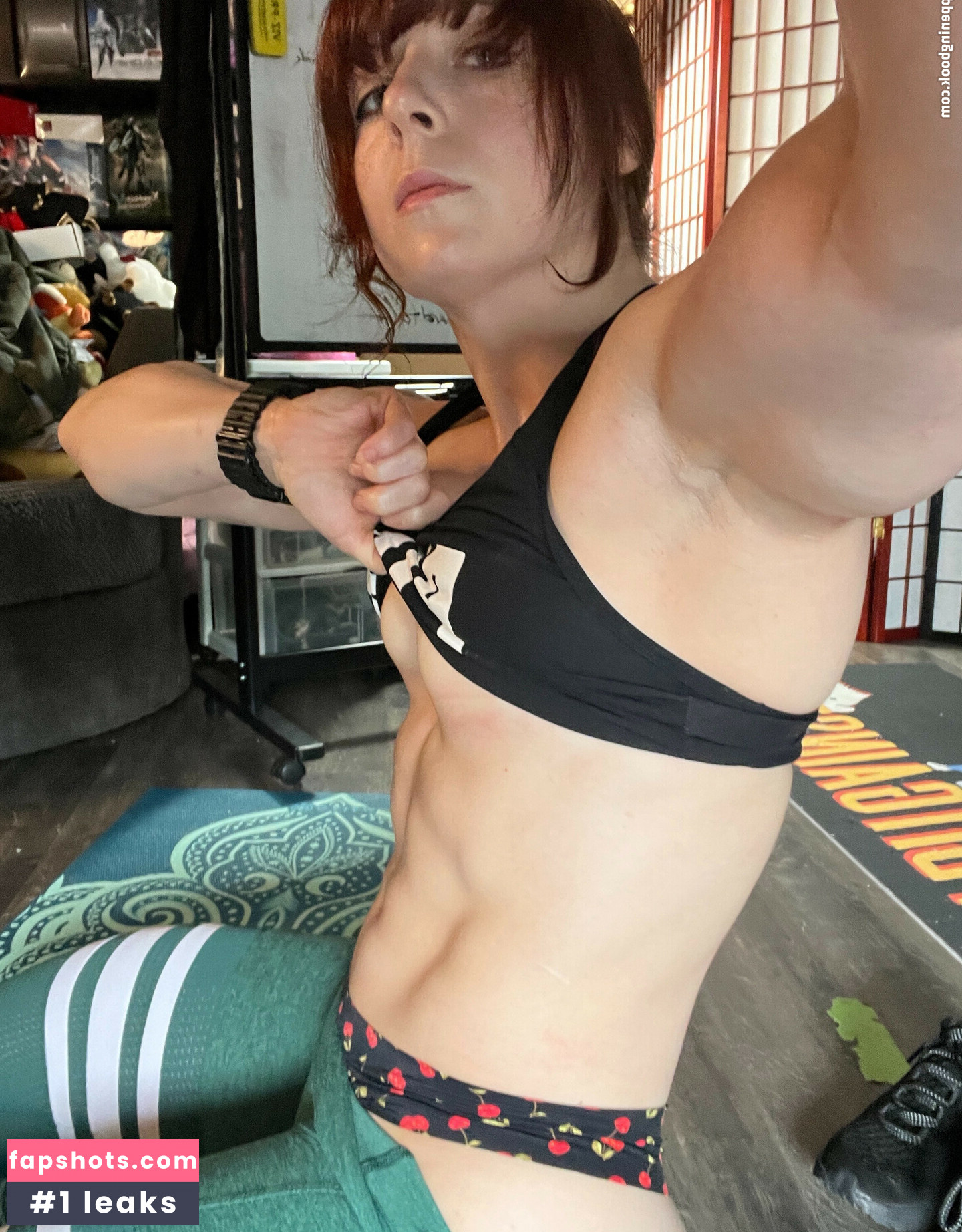 kitty_bit_games gallery photo #39