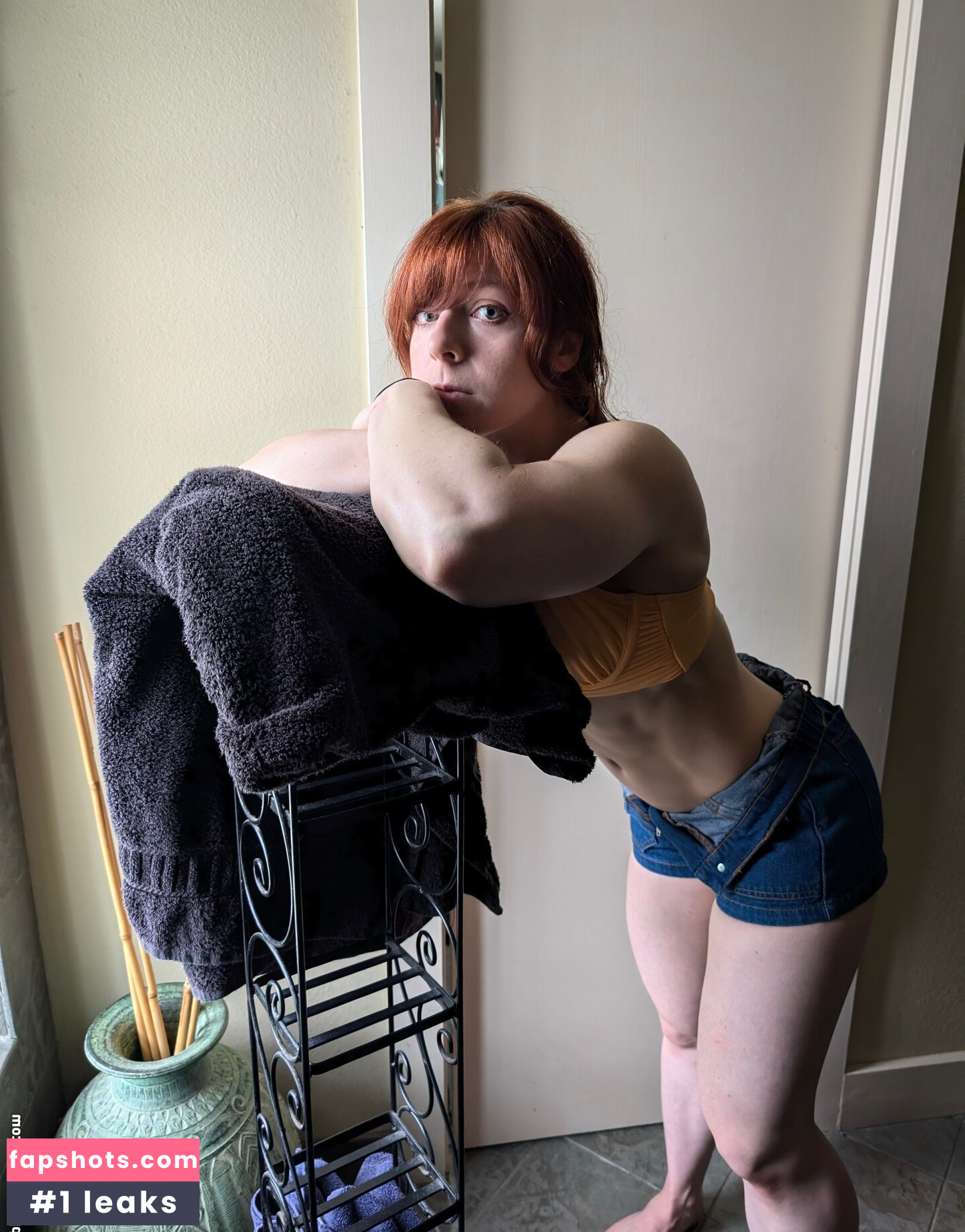 kitty_bit_games gallery photo #69