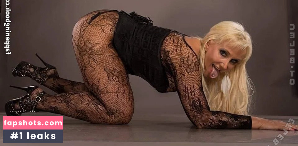 Kitty Wilder gallery photo #4