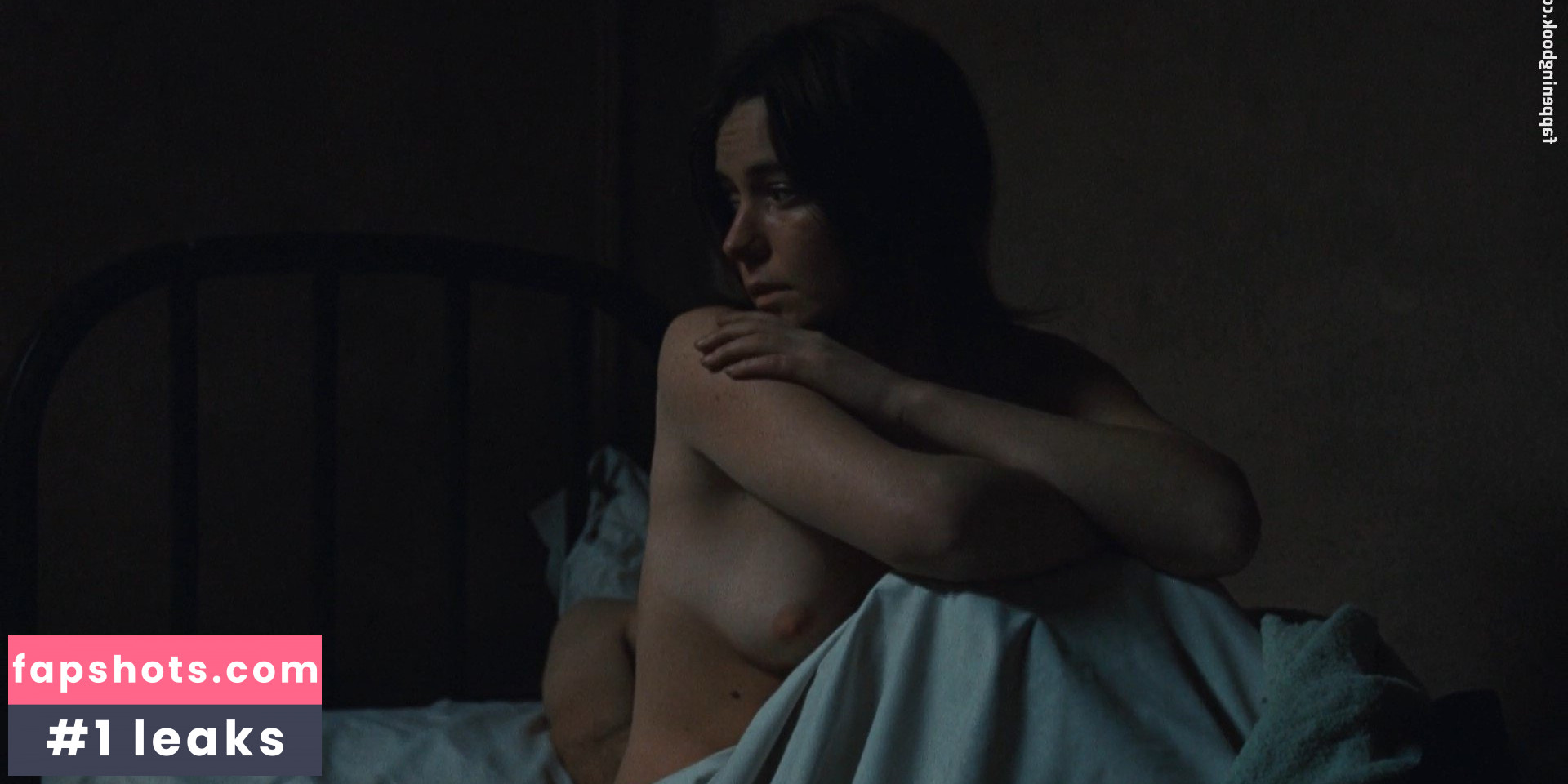 Kitty Winn nude babe gallery