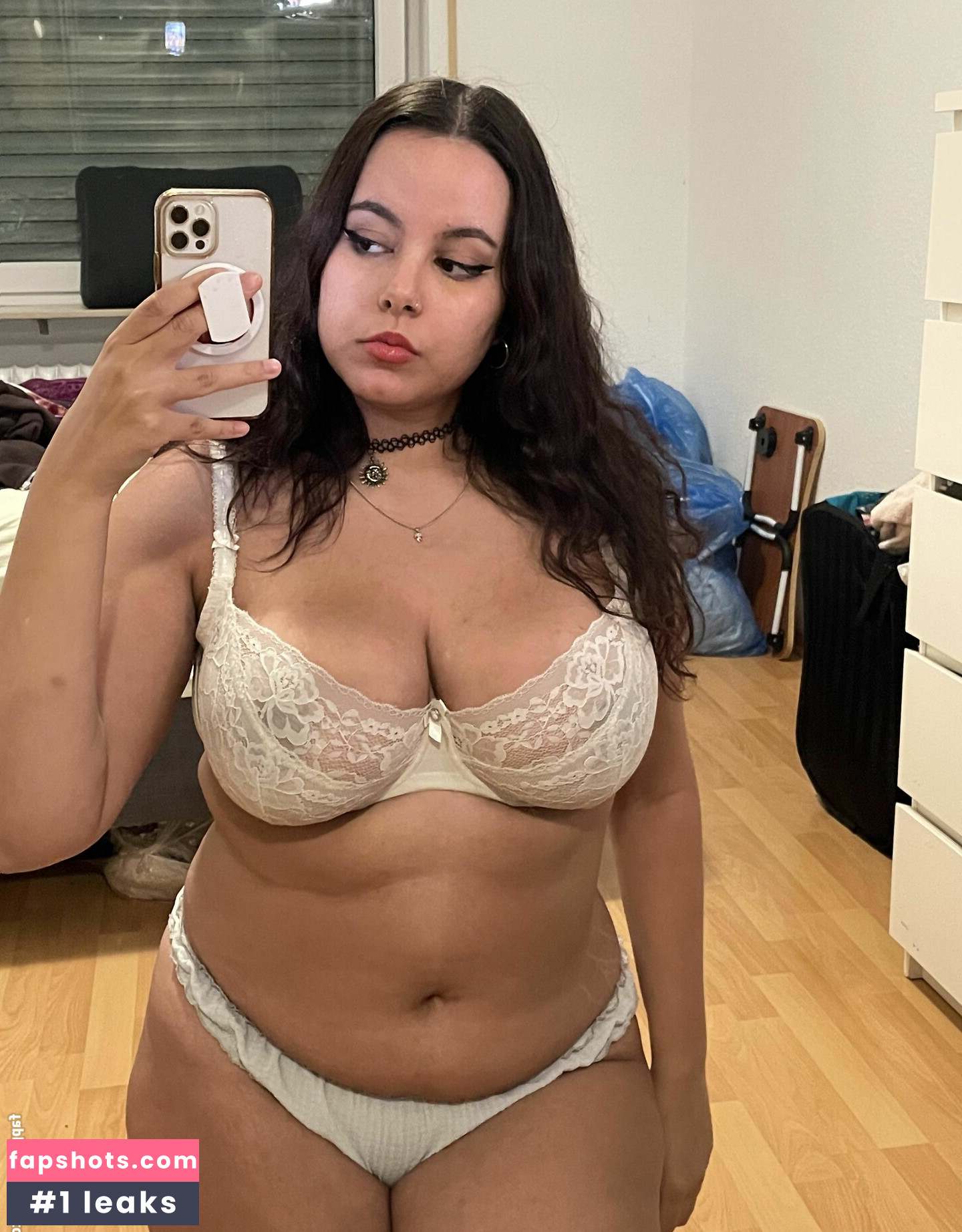 Kittycatpeach gallery photo #10