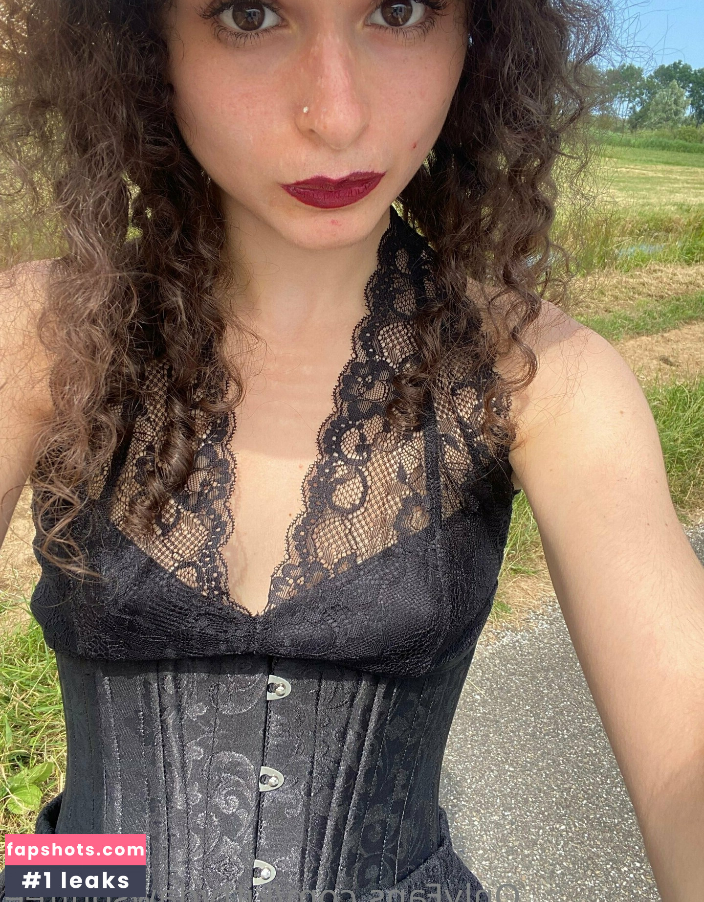 kittydawsonfree gallery photo #16