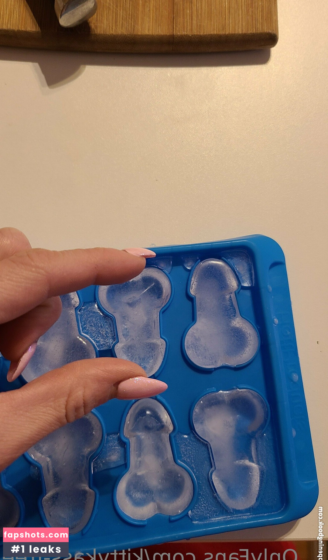 kittykass-free gallery photo #21