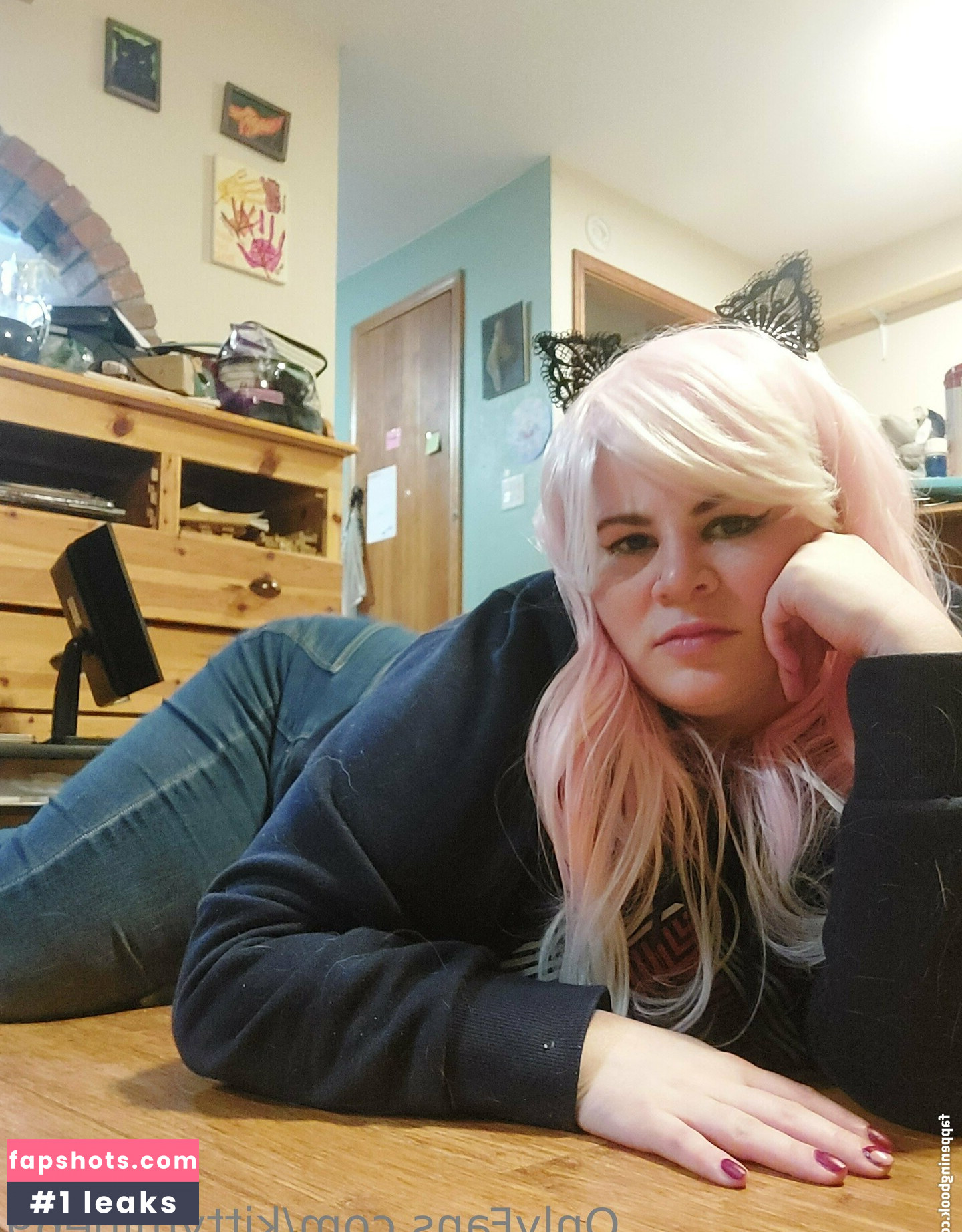 kittymine69 gallery photo #19