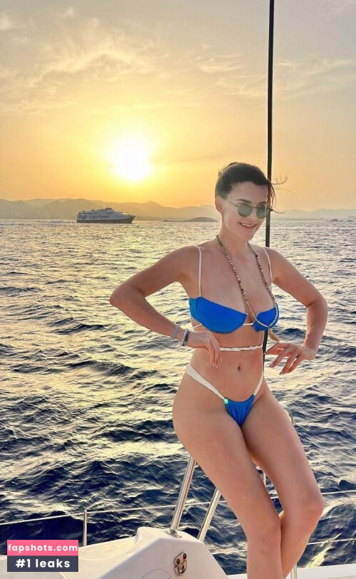 KittyPlays gallery photo #631