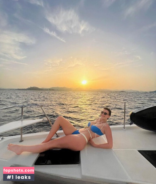 KittyPlays gallery photo #633