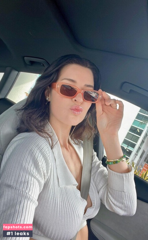 KittyPlays gallery photo #705