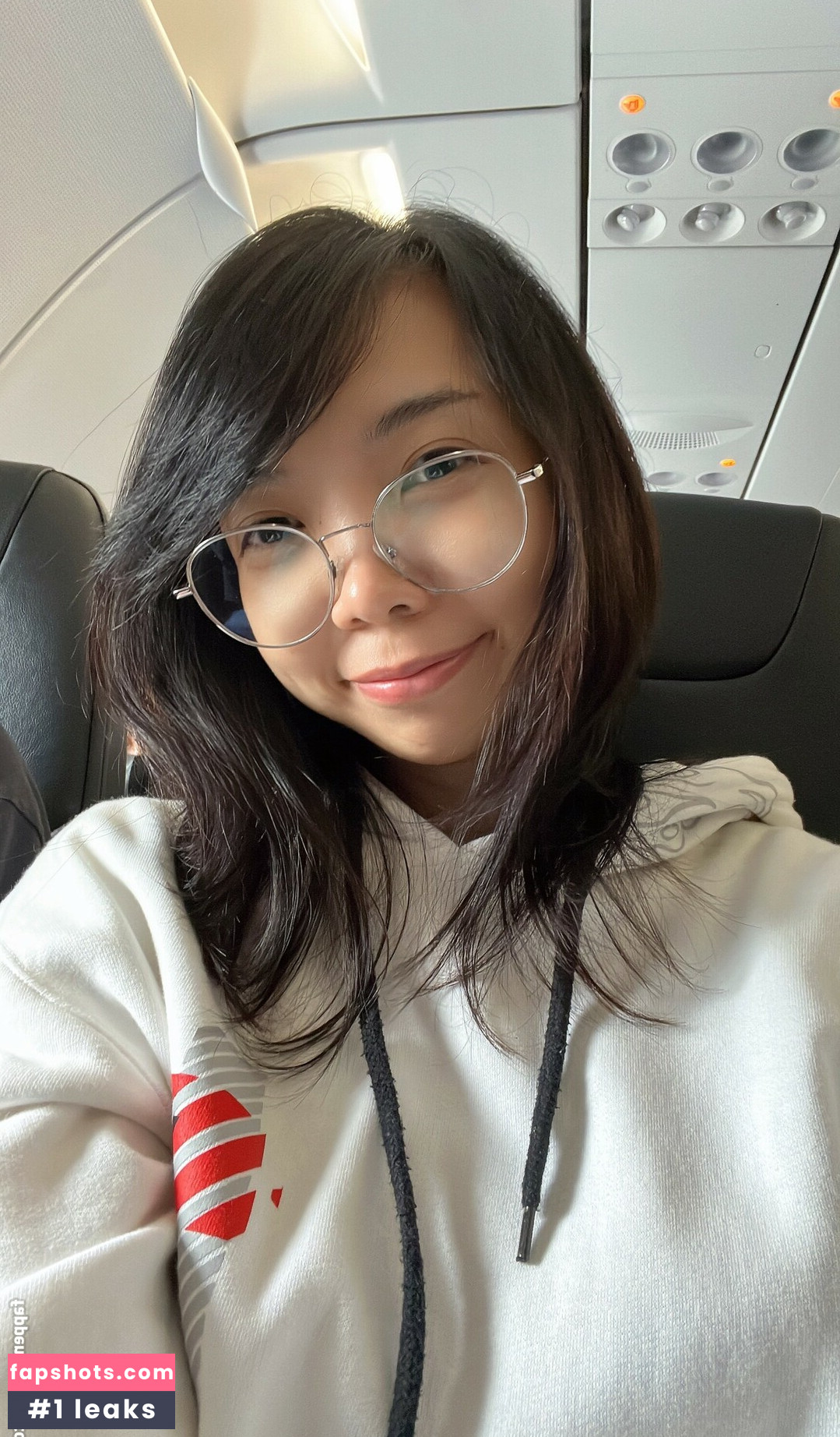 KitzCua gallery photo #11