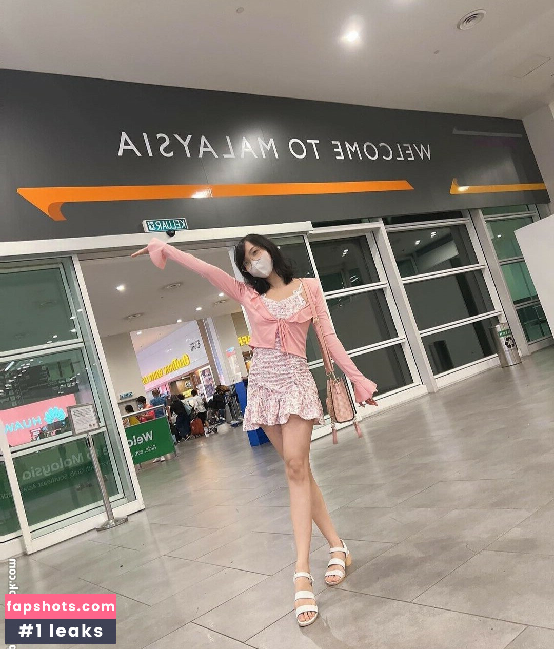 KitzCua gallery photo #131