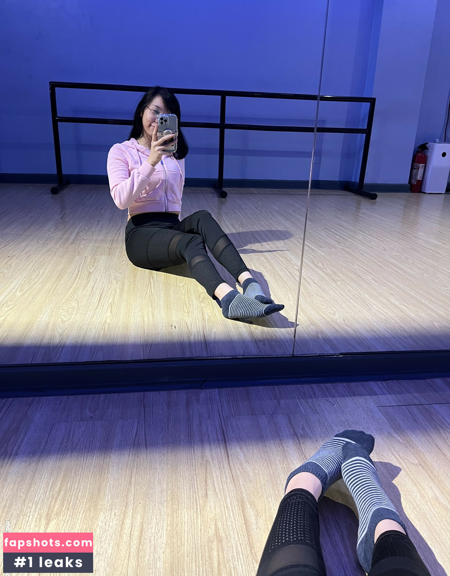 KitzCua gallery photo #97