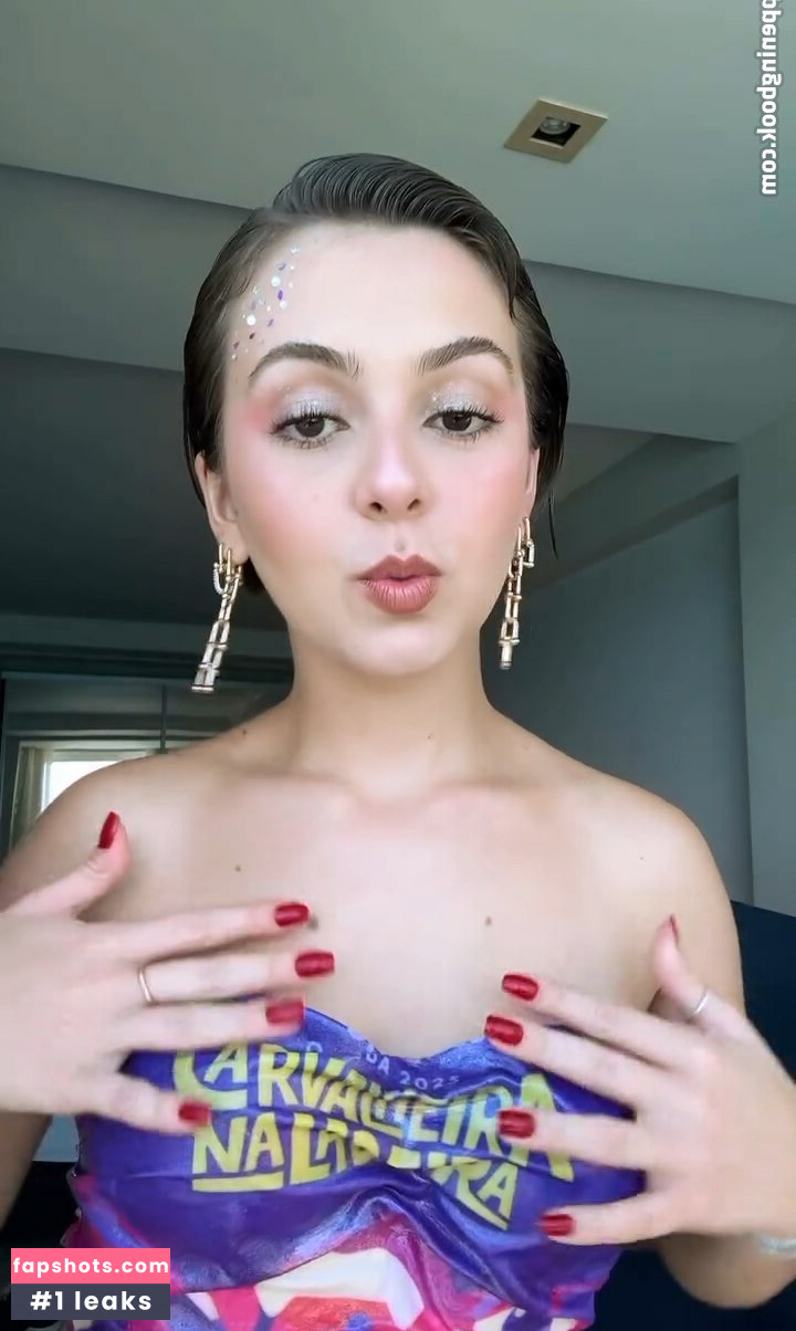 Klara Castanho Nude Leaks OnlyFans Photos #23 - LeakJerk