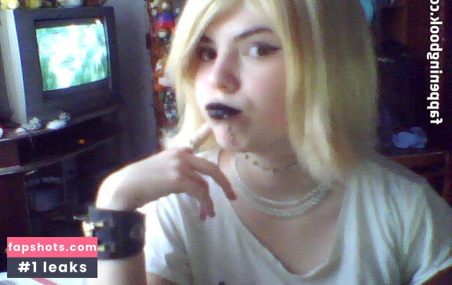 Kleophina gallery photo #24